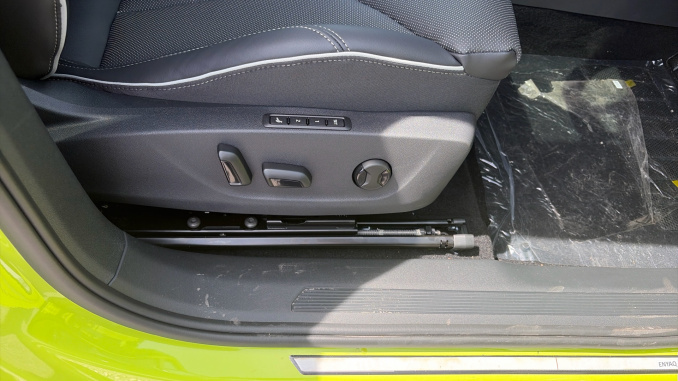 Skoda Enyaq 250kW vRS 82kWh 4x4 5dr Auto Electric Estate - Image 30
